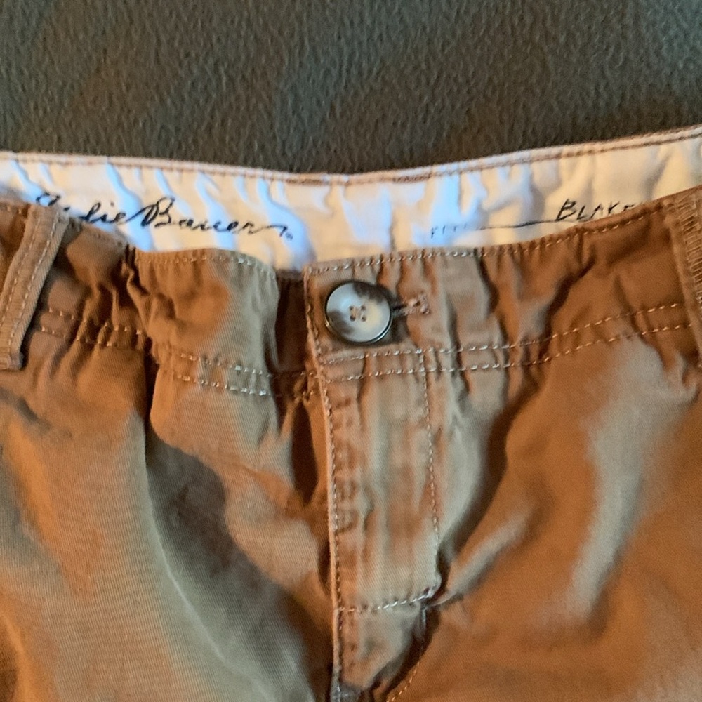 Eddie Bauer “Blakely” shorts. 9 inch inseam. Caramel color. Size 8 - Picture 7 of 12